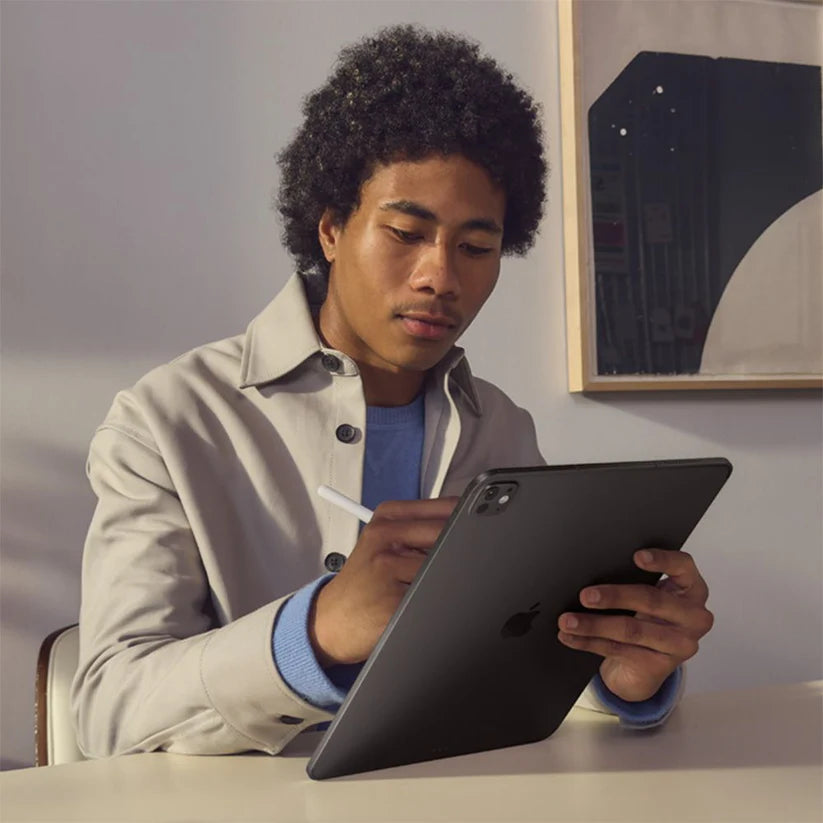13-inch iPad Pro Wi_Fi + Cellular 2TB with nano-texture glass - Space Black